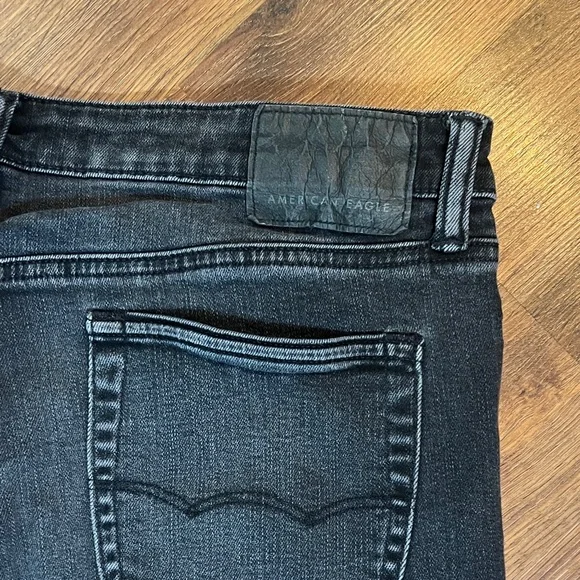 American Eagle Outfitters Men's Dark Gray/Black Skinny Jeans - Picture 8 of 10